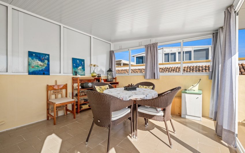 Herverkoop - Quad House -
La Marina - Costa Blanca