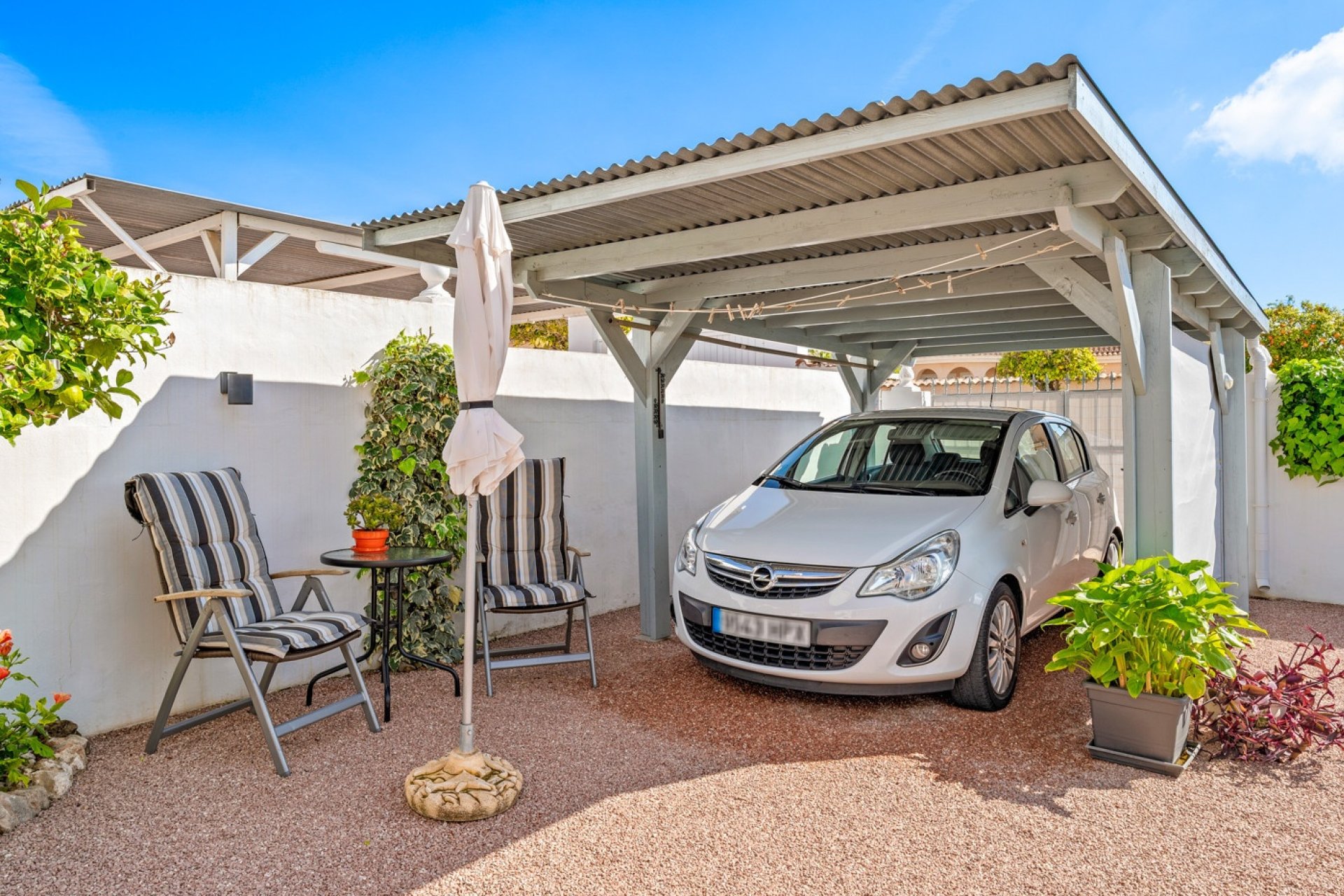 Herverkoop - Quad House -
La Marina - Costa Blanca