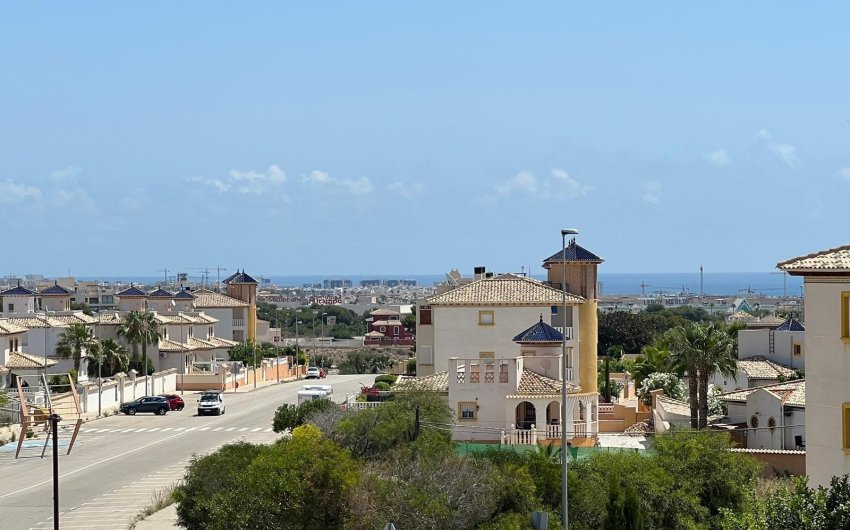 Herverkoop - Quad House -
Orihuela Costa - Montezenia