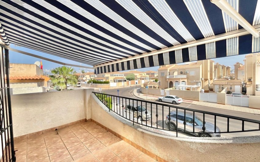 Herverkoop - Quad House -
Orihuela Costa - Playa Flamenca