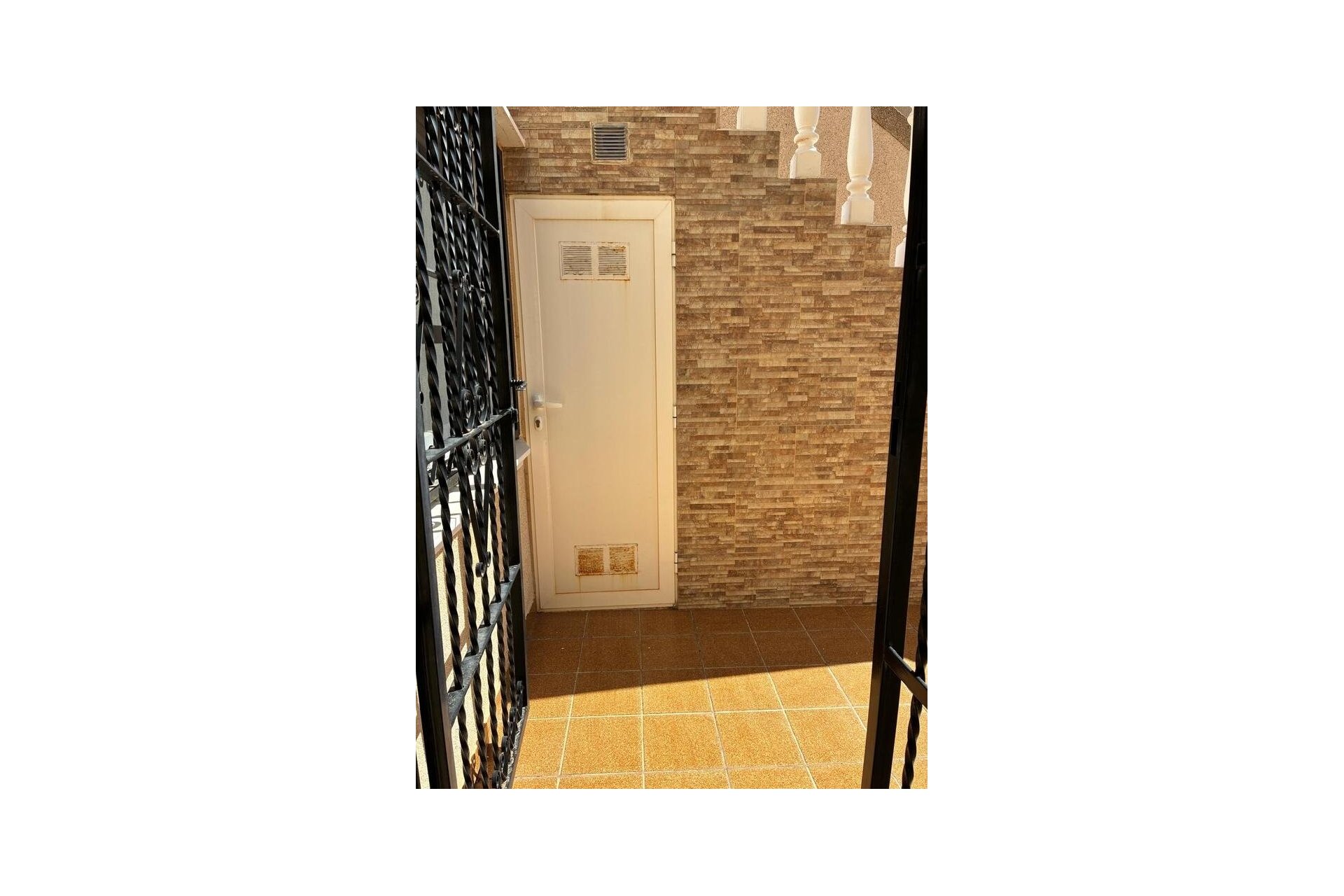 Herverkoop - Quad Villa -
Las Filipinas - Costa Blanca