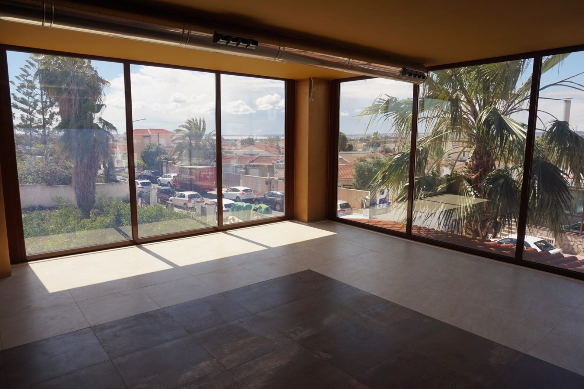 Herverkoop - Reclame -
Ciudad Quesada