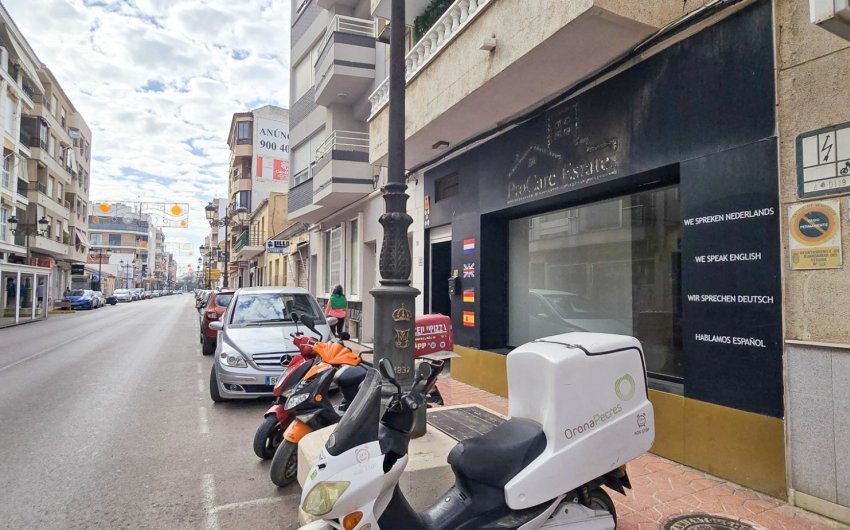 Herverkoop - Reclame -
Guardamar del Segura - Center