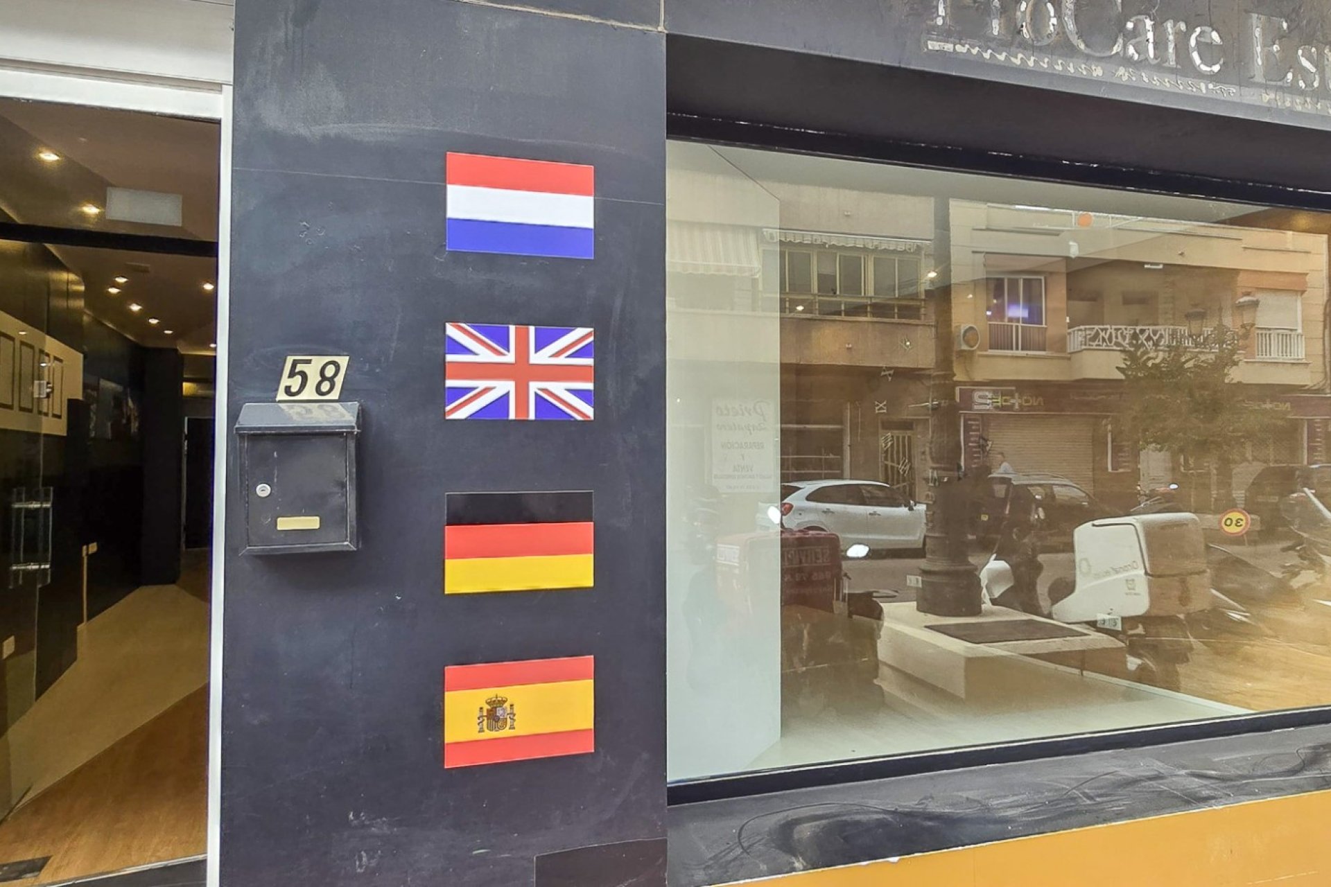 Herverkoop - Reclame -
Guardamar del Segura - Center