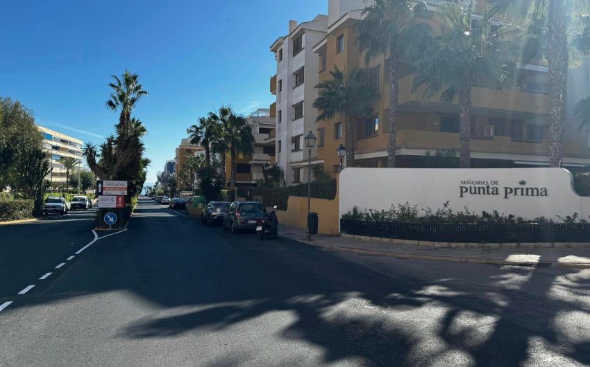 Herverkoop - Reclame -
Orihuela Costa - Punta Prima