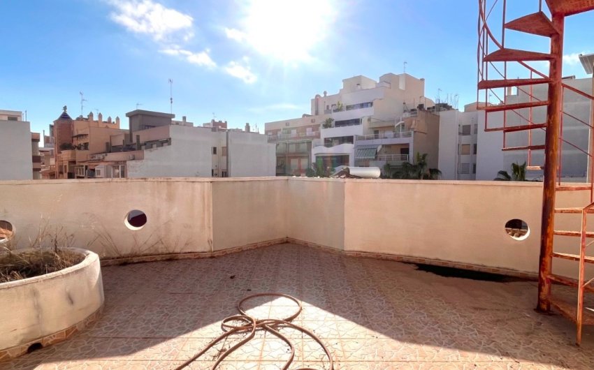 Herverkoop - Reclame -
Torrevieja - Playa del Cura