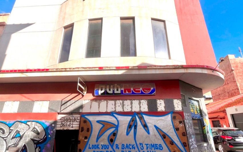 Herverkoop - Reclame -
Torrevieja - Playa del Cura