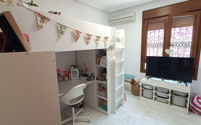 Herverkoop - Semi Detached -
Algorfa - Inland