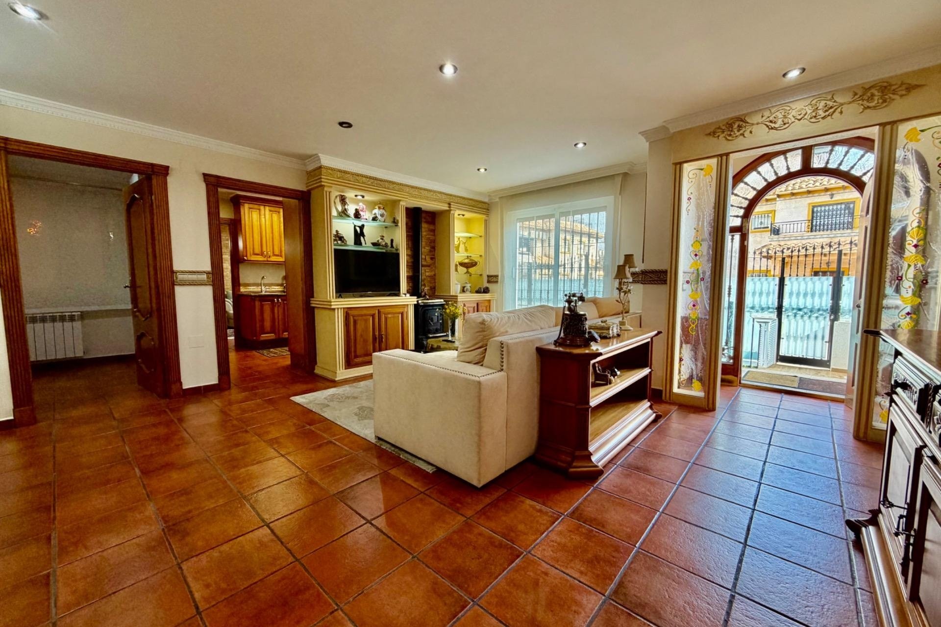 Herverkoop - Semi Detached -
Orihuela Costa - La Zenia