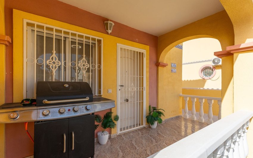 Herverkoop - Semi Detached -
Orihuela Costa - Villamartín
