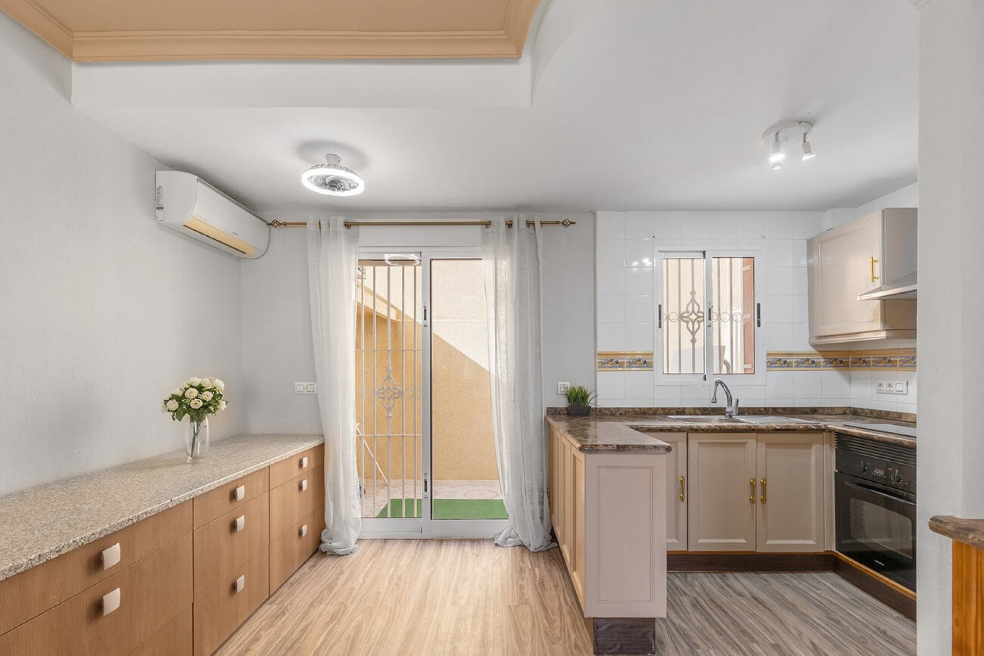 Herverkoop - Semi Detached -
Orihuela Costa - Villamartín