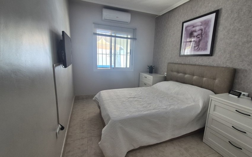 Herverkoop - Semi Detached -
San Miguel de Salinas - Inland