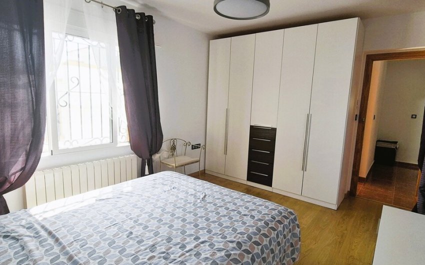 Herverkoop - Semi Detached -
Torrevieja - Costa Blanca