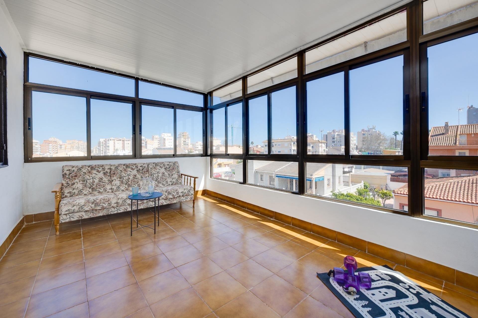 Herverkoop - Semi Detached -
Torrevieja - Nueva Torrevieja