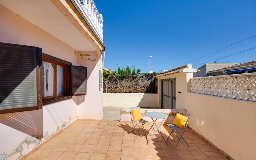Herverkoop - Semi Detached -
Torrevieja - Nueva Torrevieja