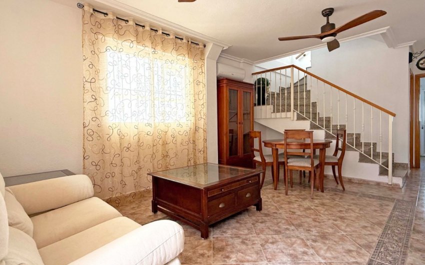 Herverkoop - Semi Detached Villa -
Orihuela Costa - Los Altos