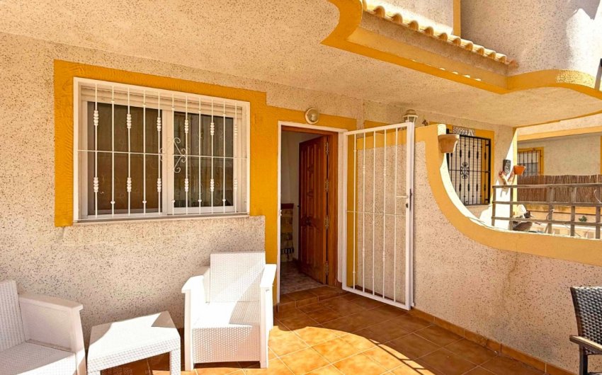 Herverkoop - Semi Detached Villa -
Orihuela Costa - Los Altos