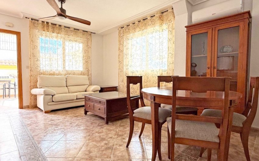 Herverkoop - Semi Detached Villa -
Orihuela Costa - Los Altos