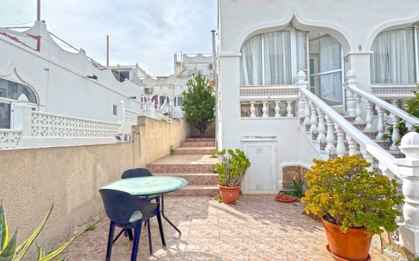 Herverkoop - Semi Detached Villa -
San Miguel de Salinas