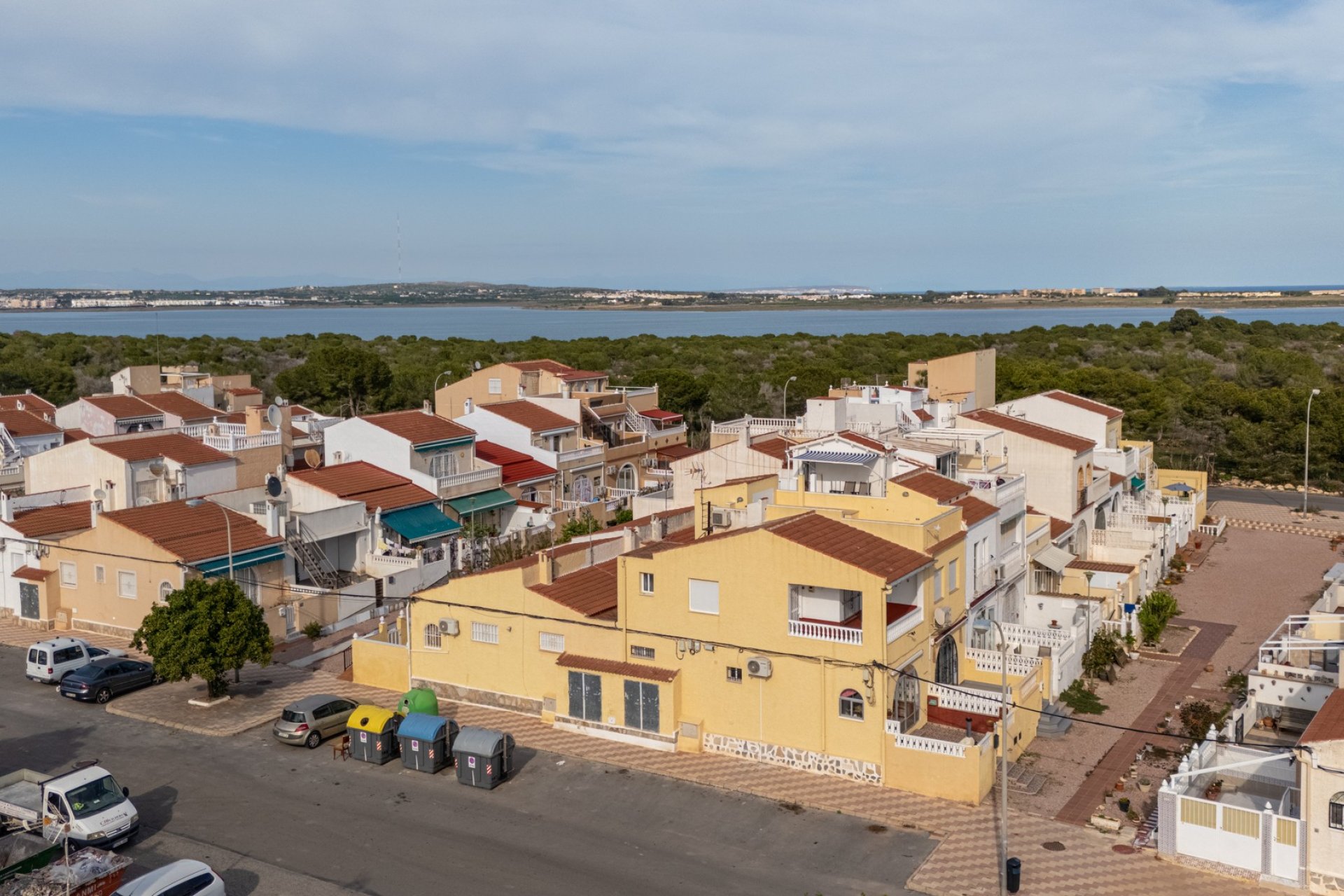 Herverkoop - Terraced house / Townhouse -
Torrevieja - La Siesta