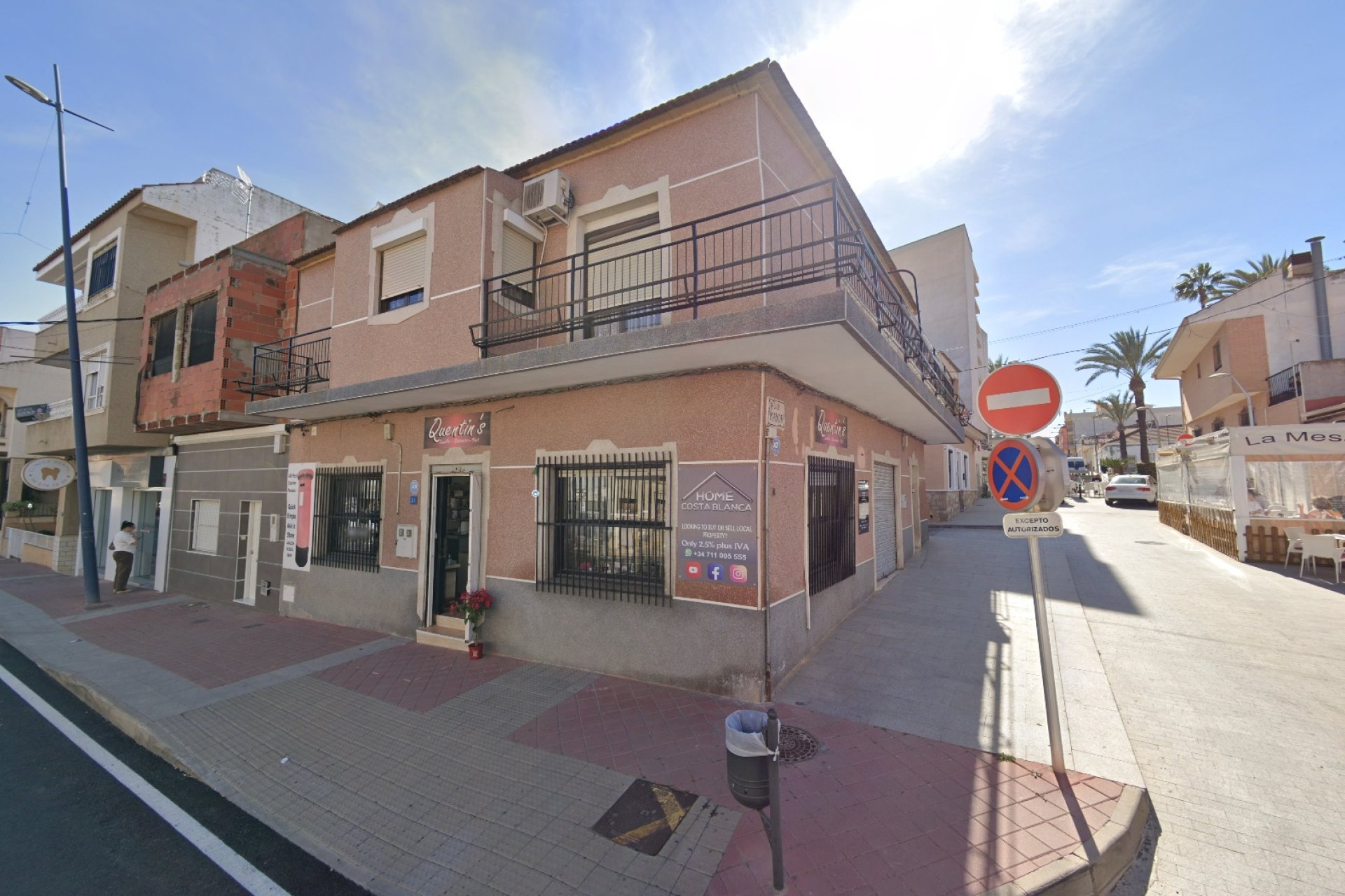Herverkoop - Town House -
Algorfa - Inland