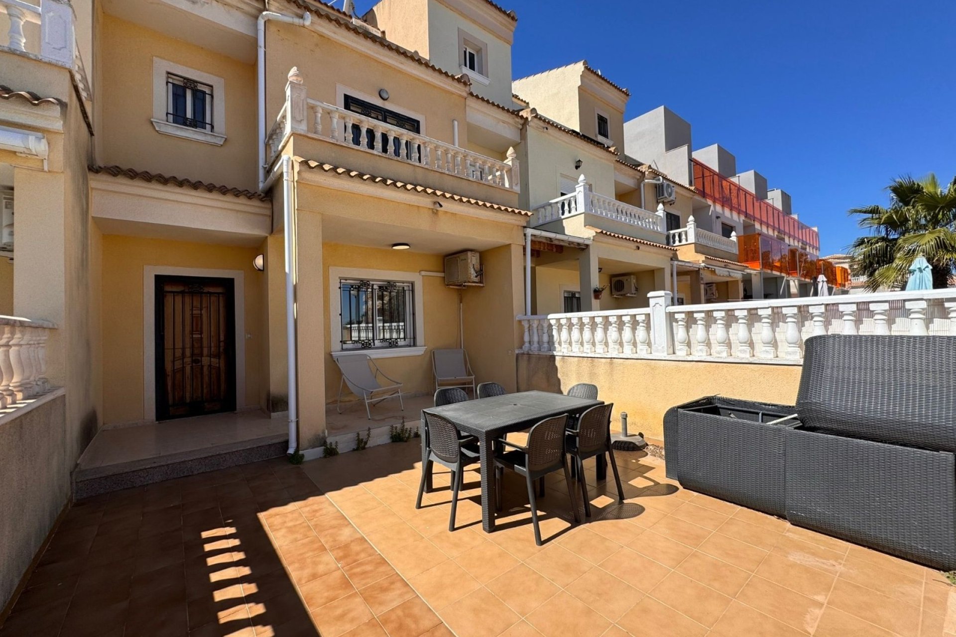 Herverkoop - Town House -
Campoamor - Costa Blanca