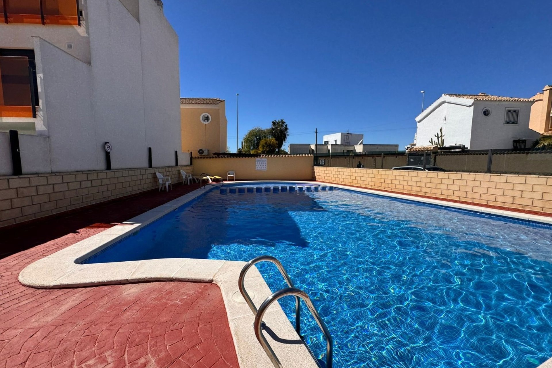 Herverkoop - Town House -
Campoamor - Costa Blanca