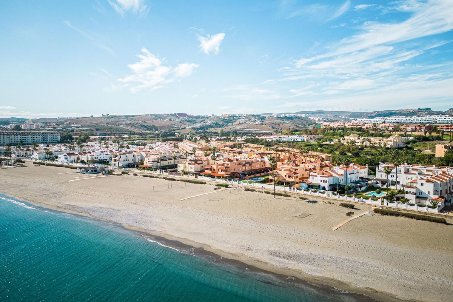 Herverkoop - Town House -
Casares Playa - Costa del Sol