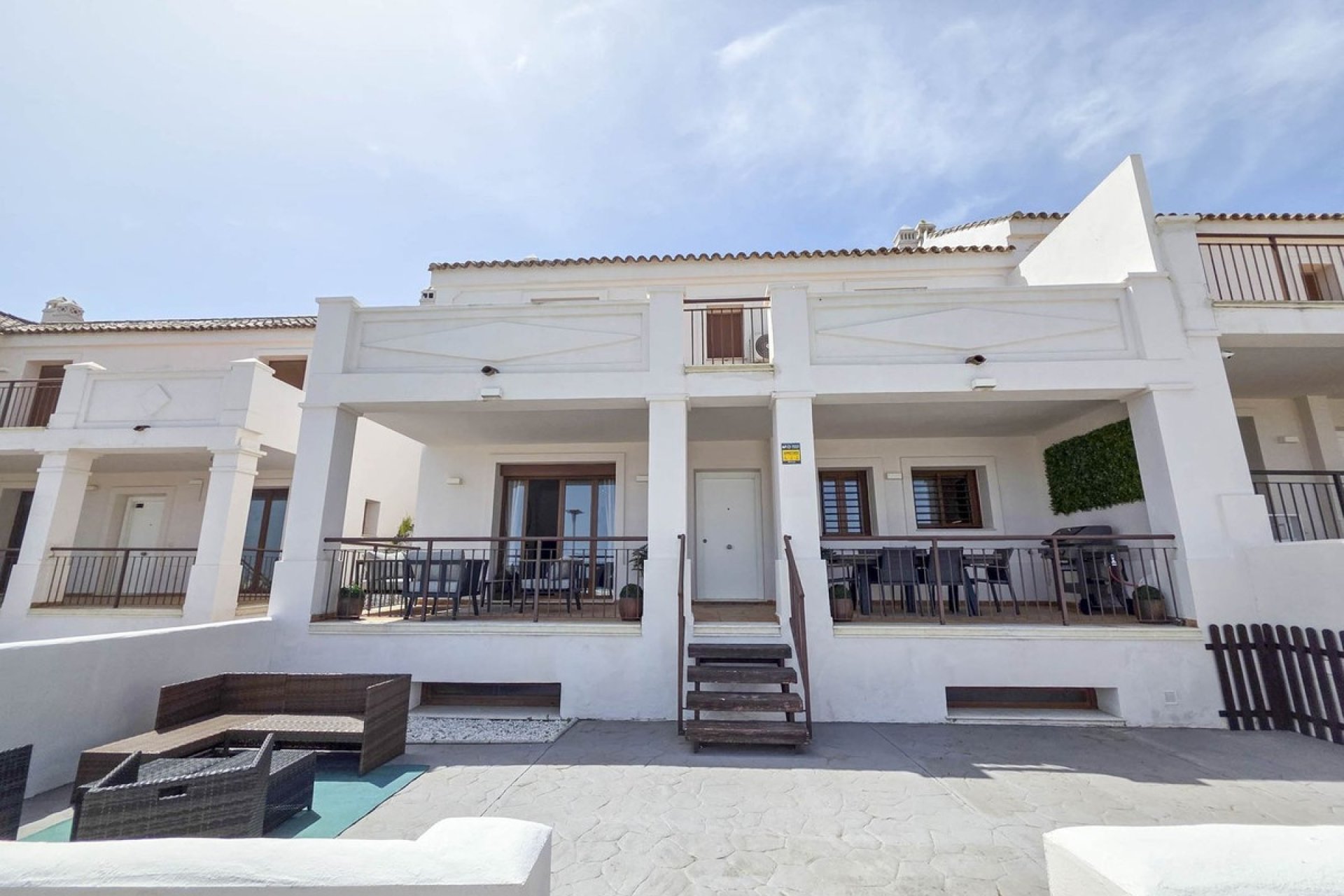 Herverkoop - Town House -
Casares Playa - Costa del Sol