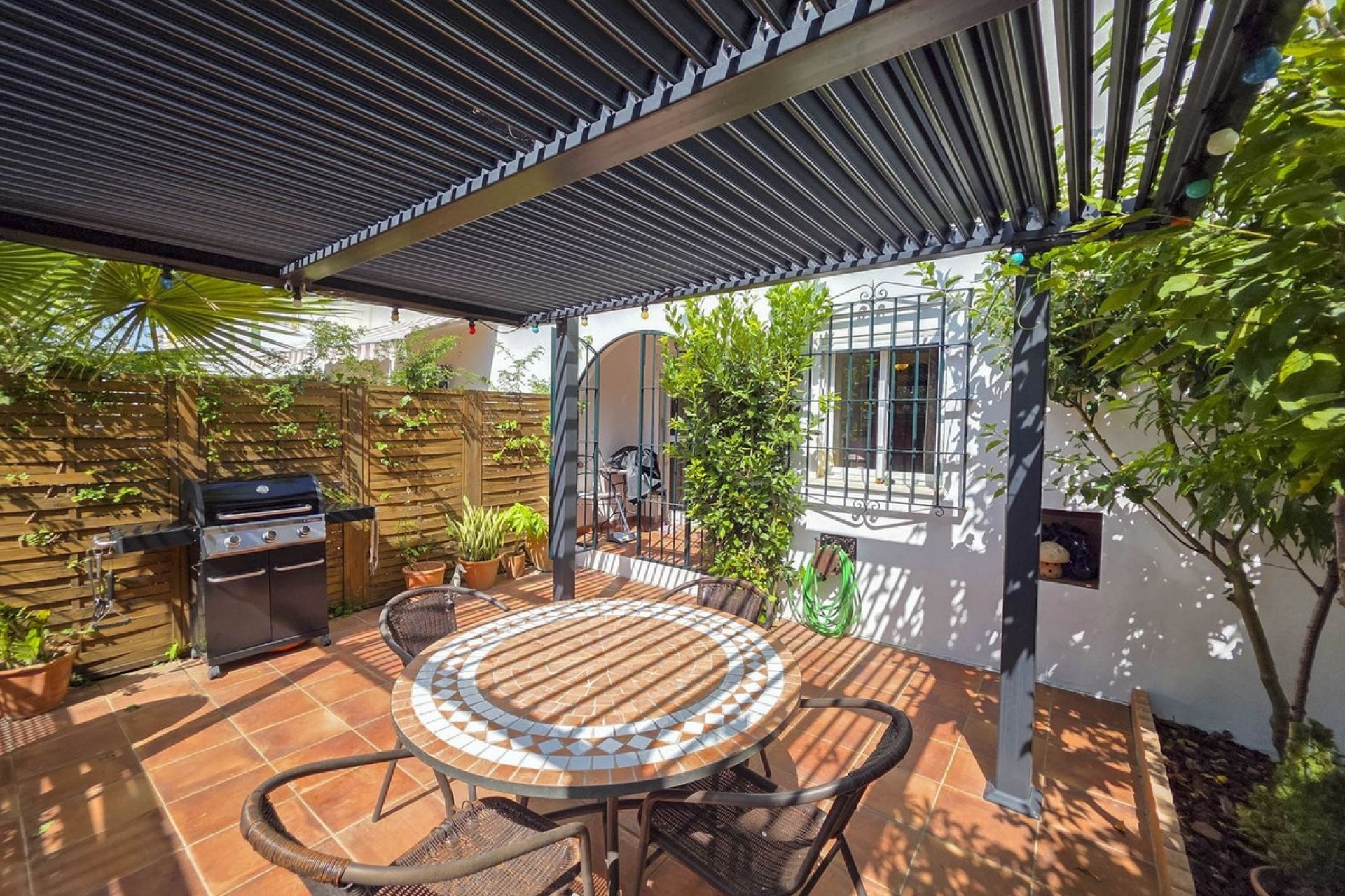 Herverkoop - Town House -
Casares Playa - Costa del Sol