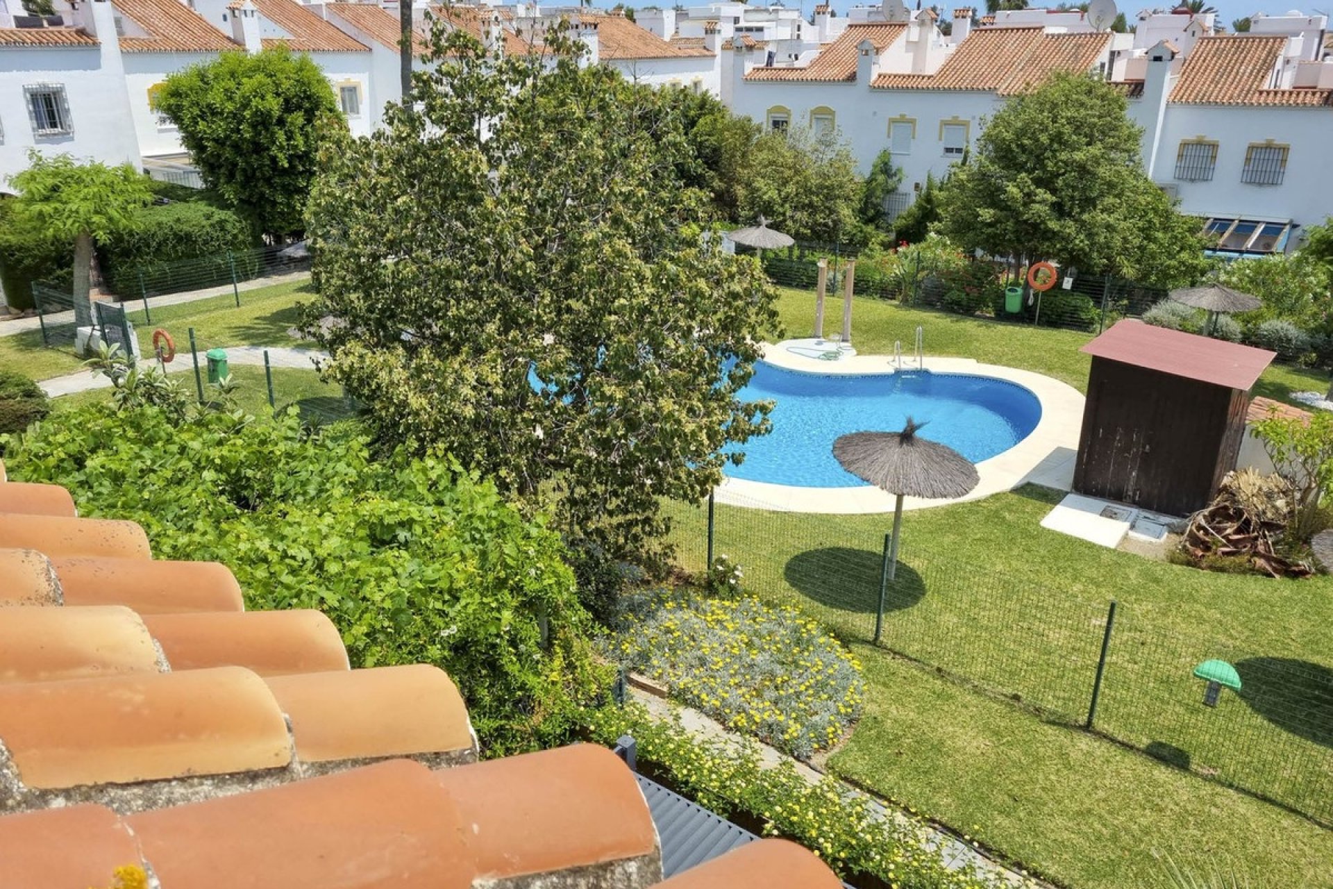 Herverkoop - Town House -
Casares Playa - Costa del Sol