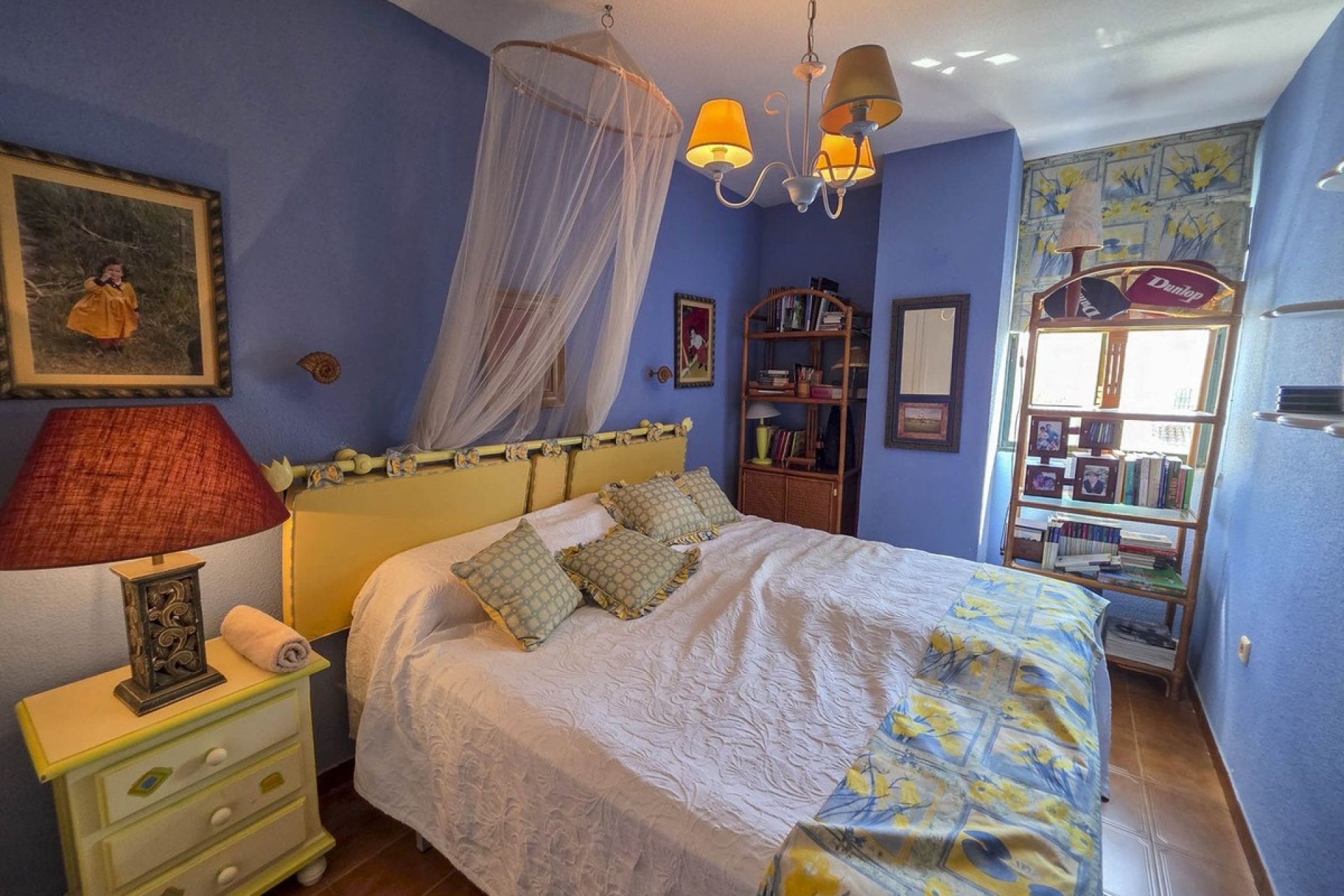 Herverkoop - Town House -
Casares Playa - Costa del Sol