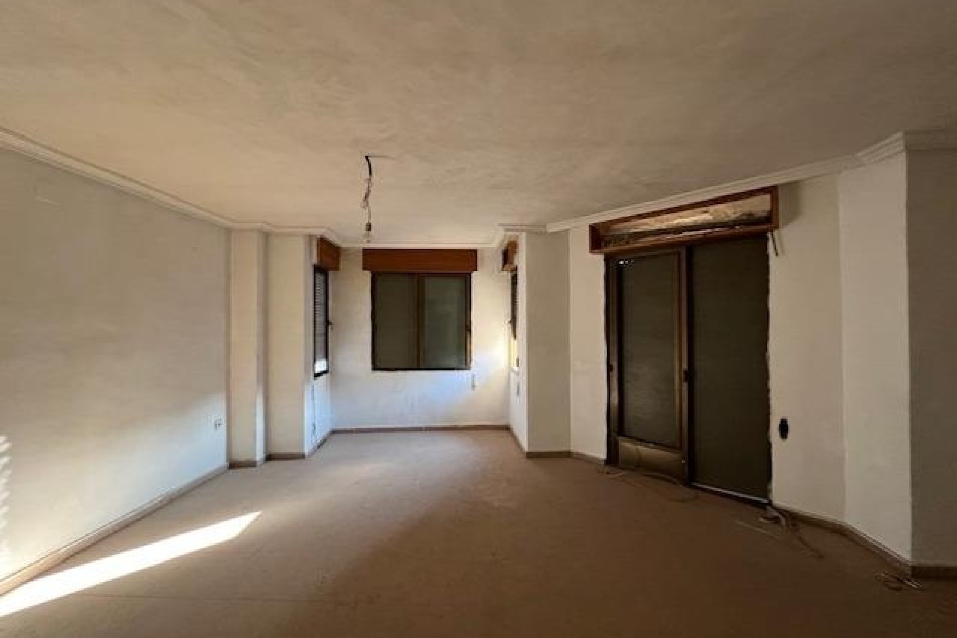 Herverkoop - Town House -
Catral - Comunidad Valenciana