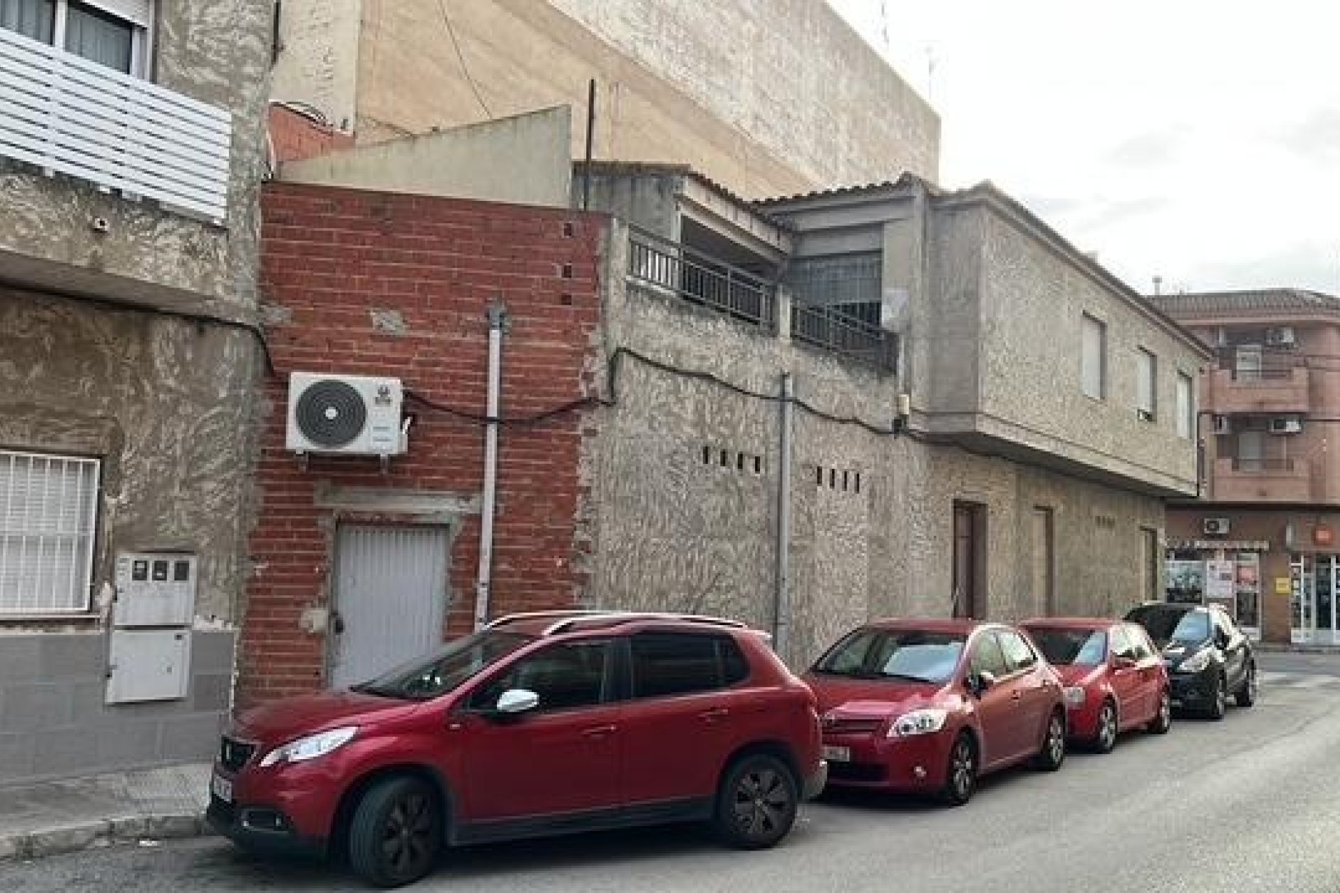 Herverkoop - Town House -
Catral - Comunidad Valenciana