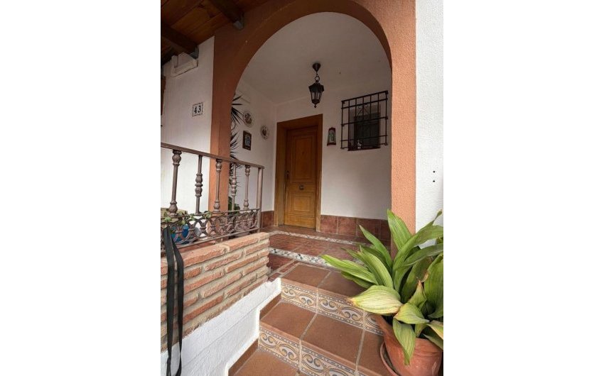 Herverkoop - Town House -
Churriana - Costa del Sol