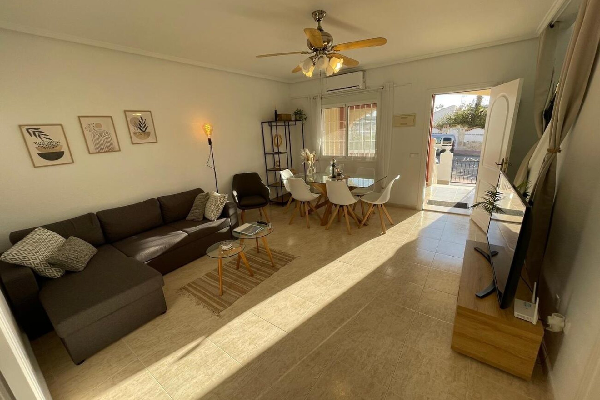 Herverkoop - Town House -
Ciudad Quesada - Costa Blanca