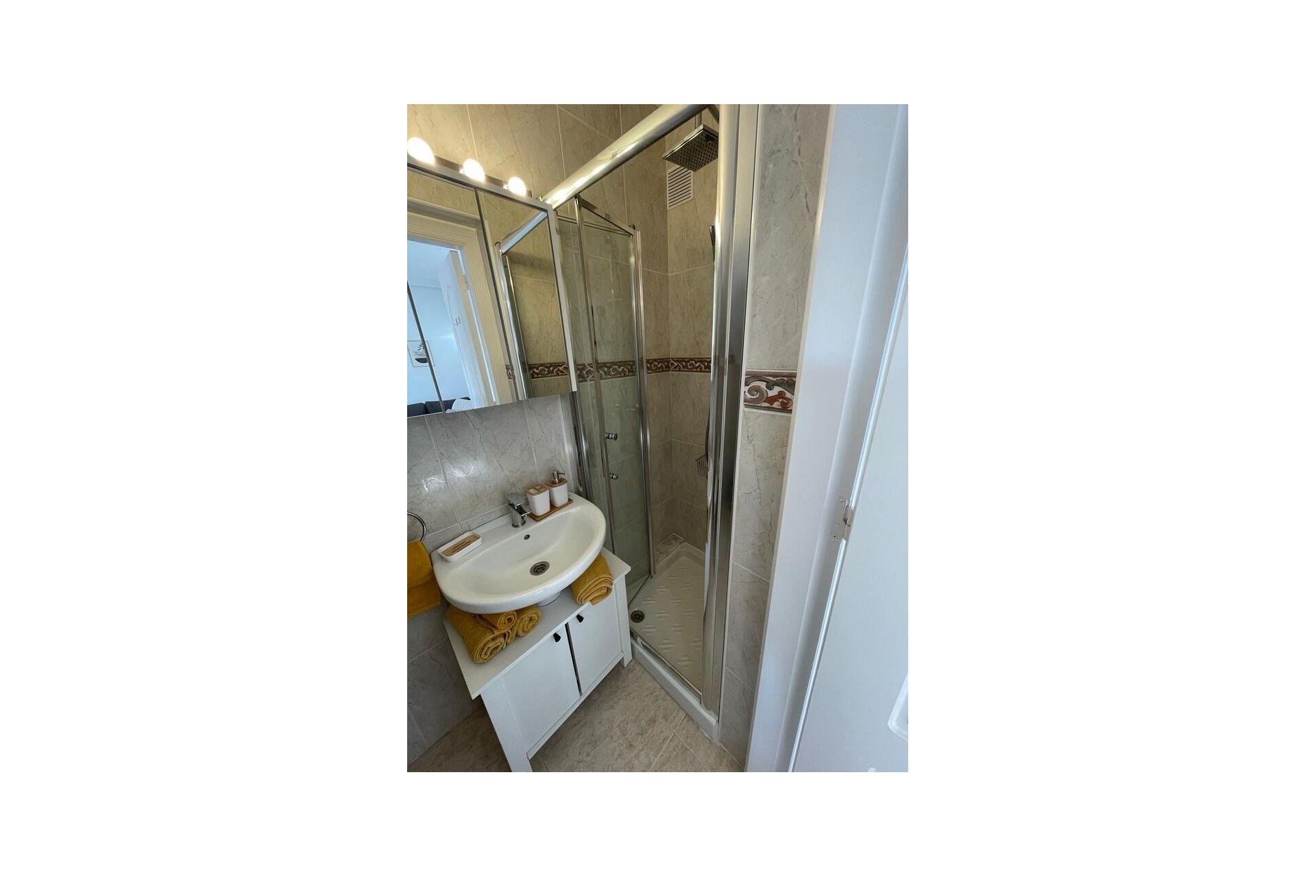 Herverkoop - Town House -
Ciudad Quesada - Costa Blanca