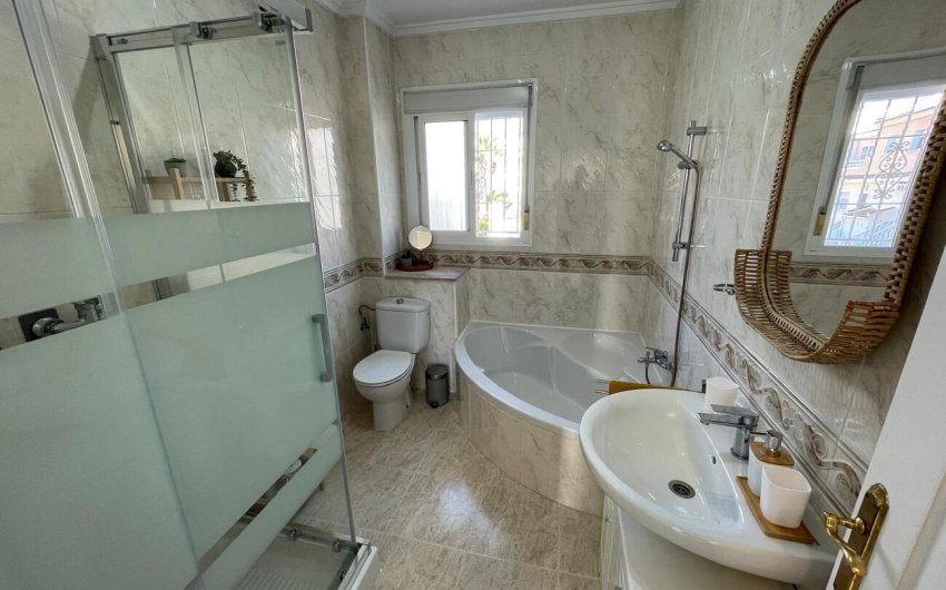 Herverkoop - Town House -
Ciudad Quesada - Costa Blanca