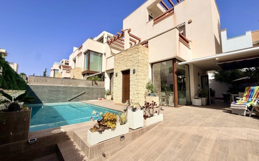 Herverkoop - Town House -
Ciudad Quesada - Costa Blanca