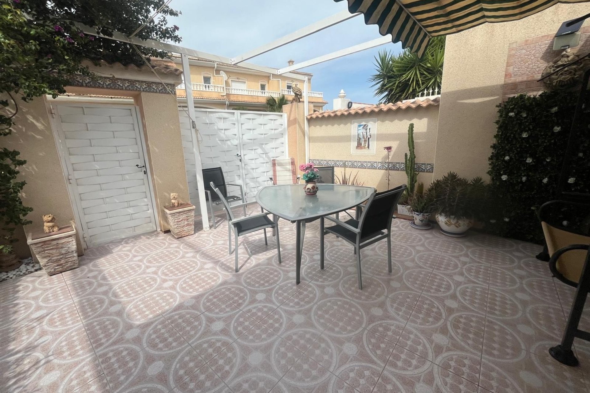 Herverkoop - Town House -
Ciudad Quesada - Costa Blanca