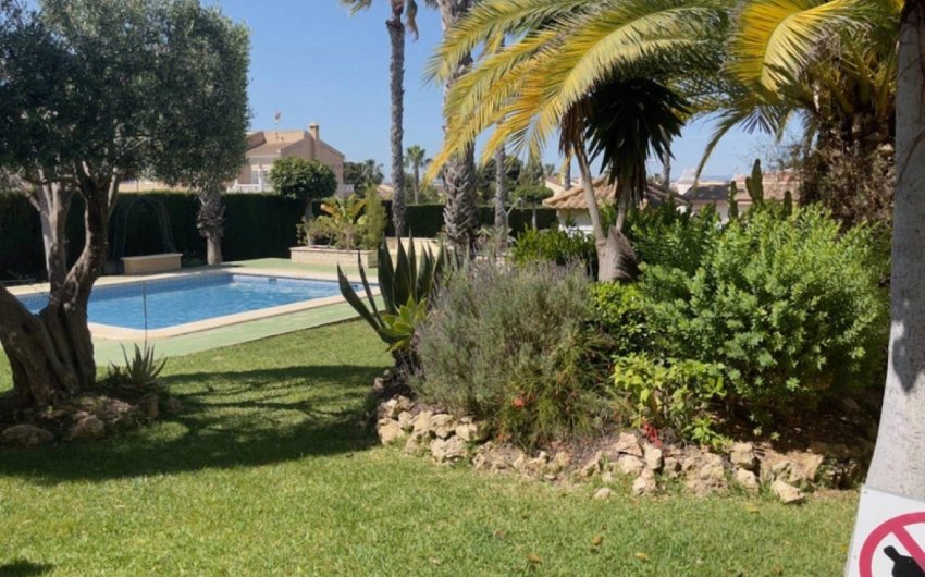 Herverkoop - Town House -
Ciudad Quesada - Costa Blanca
