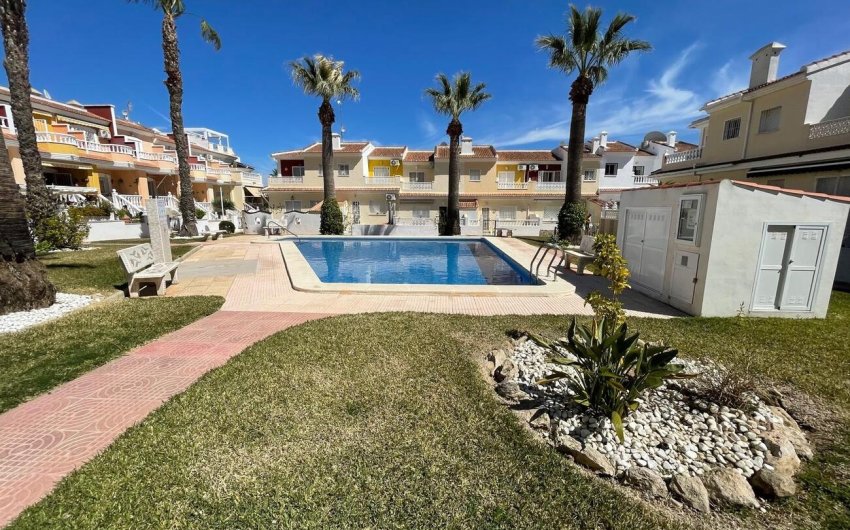 Herverkoop - Town House -
Ciudad Quesada - Costa Blanca
