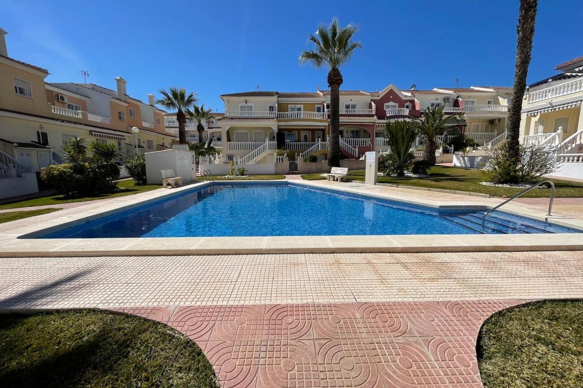 Herverkoop - Town House -
Ciudad Quesada - Costa Blanca
