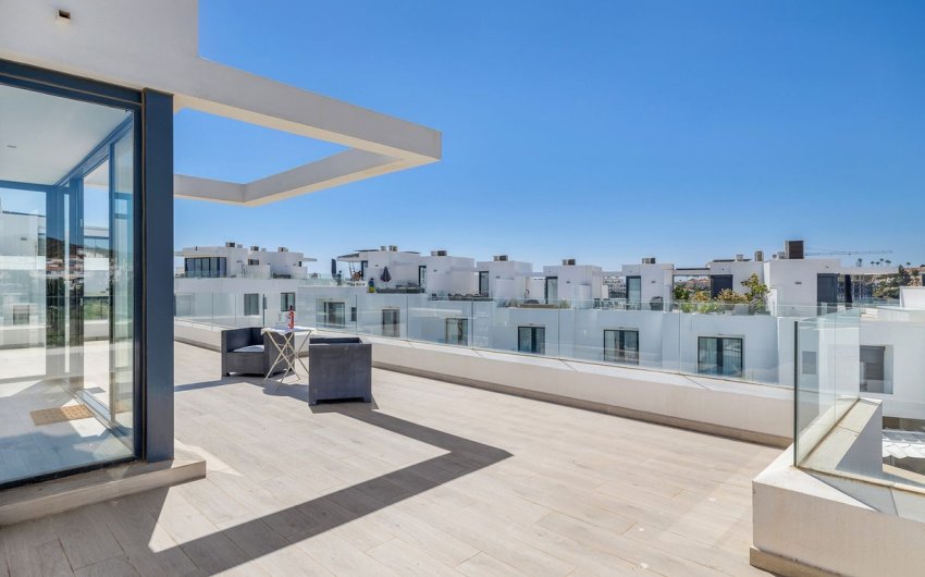 Herverkoop - Town House -
Fuengirola - Costa del Sol