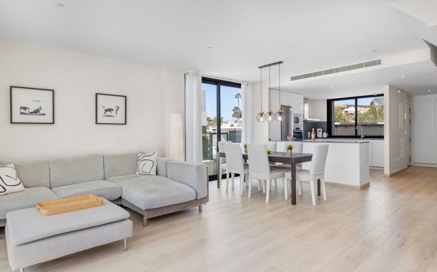 Herverkoop - Town House -
Fuengirola - Costa del Sol