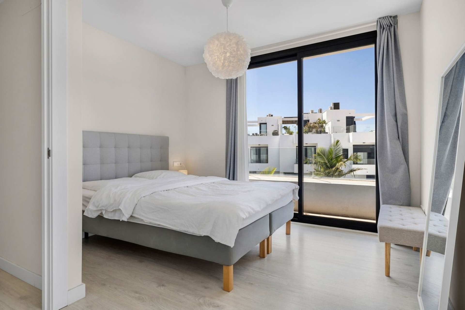 Herverkoop - Town House -
Fuengirola - Costa del Sol