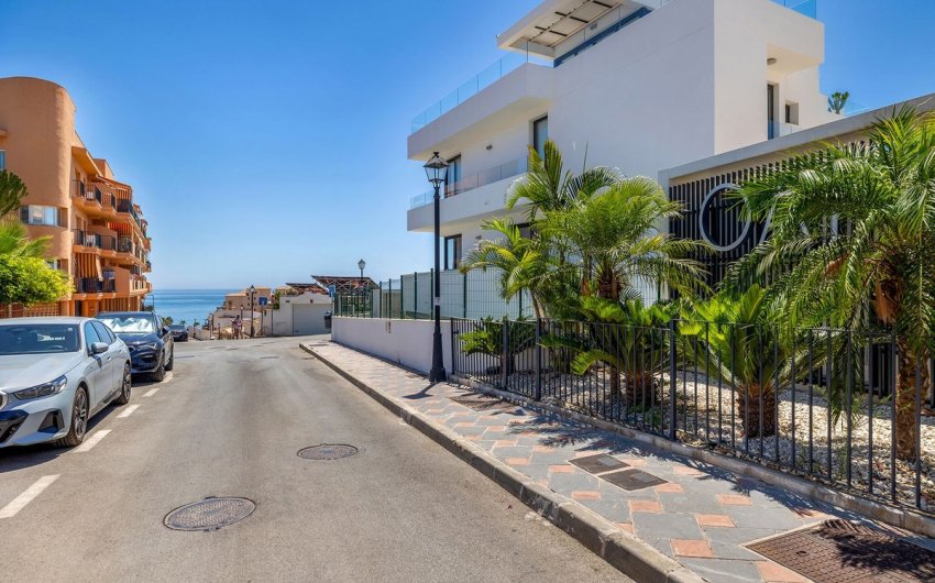 Herverkoop - Town House -
Fuengirola - Costa del Sol