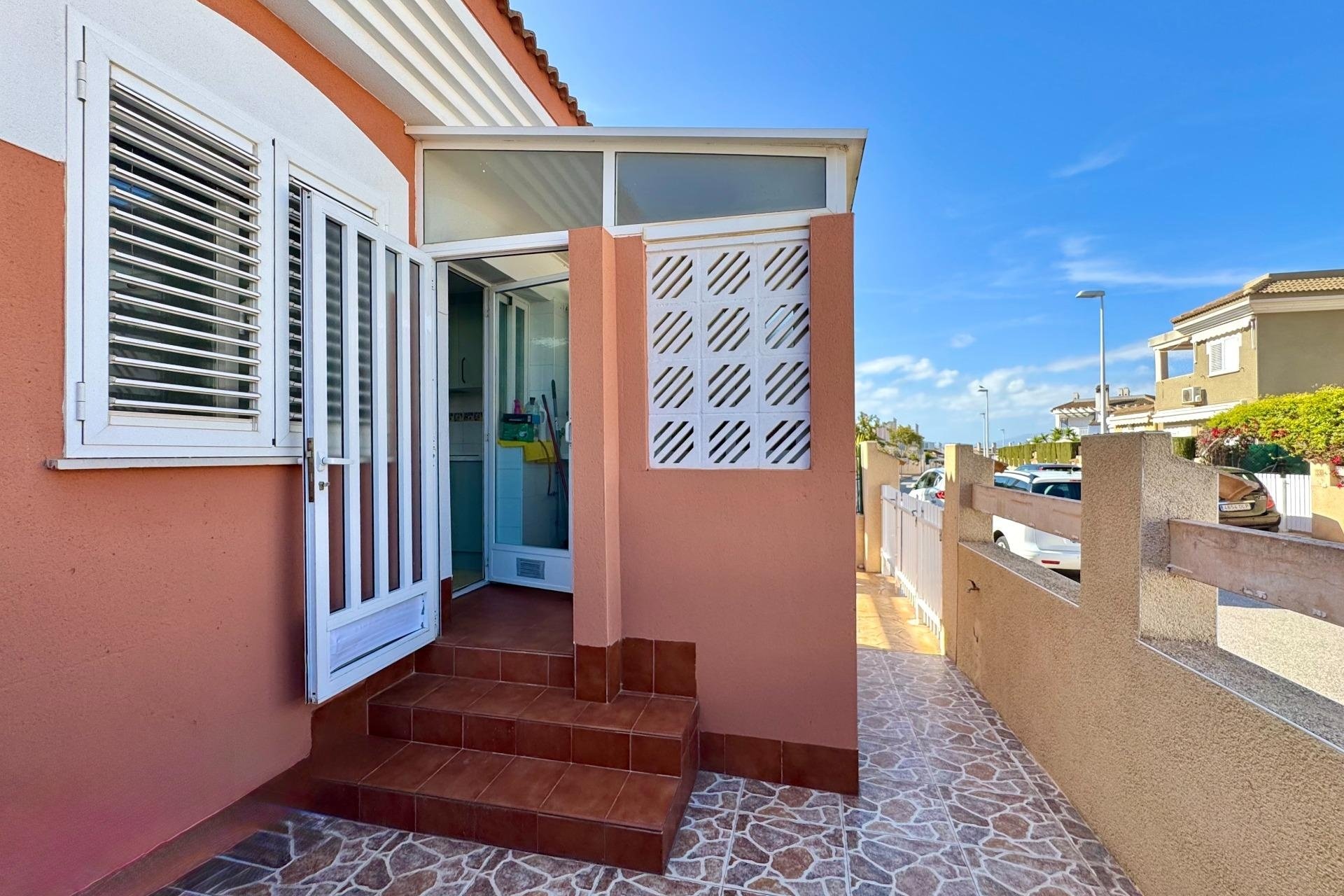 Herverkoop - Town House -
Gran Alacant - Monte Faro-altomar
