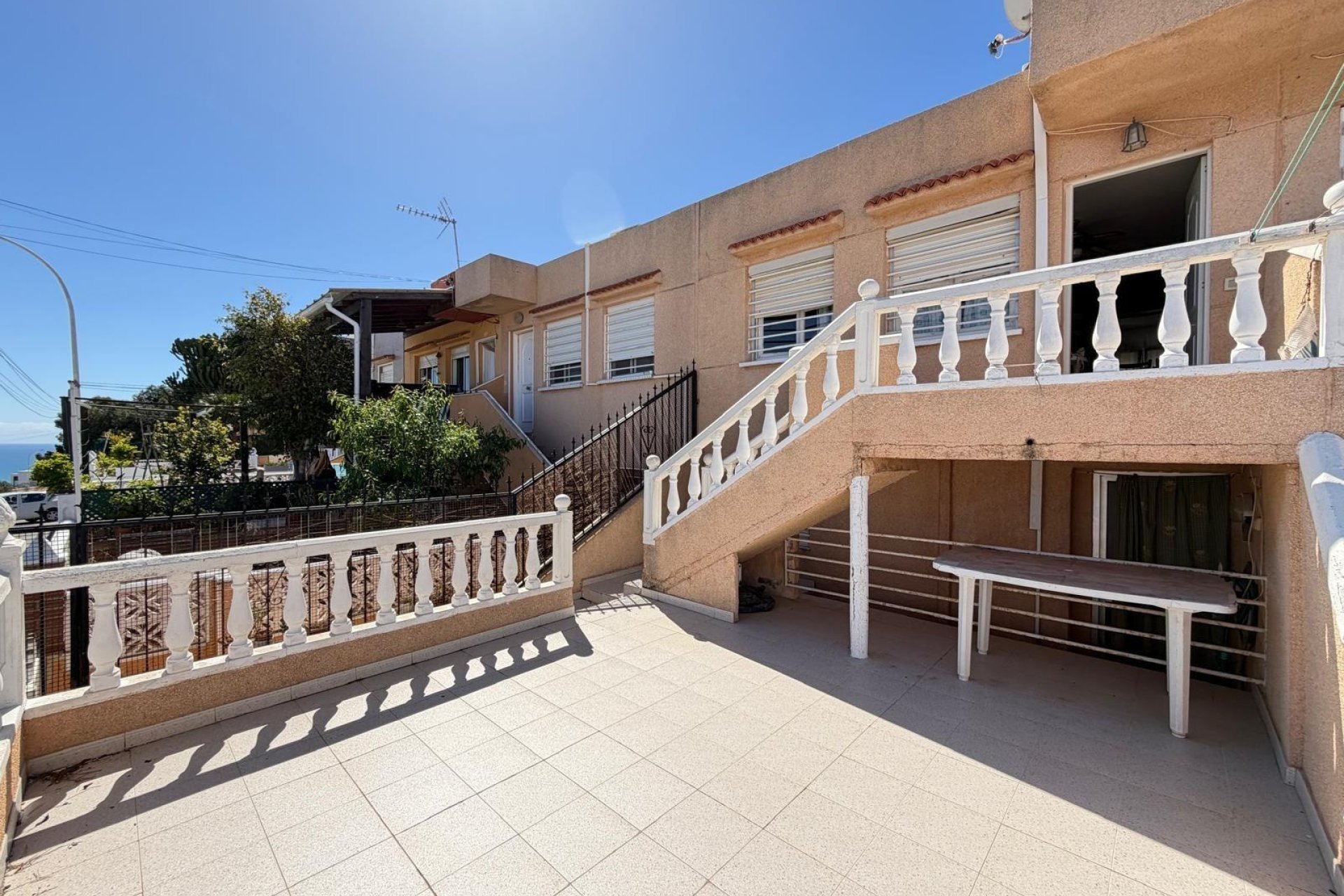 Herverkoop - Town House -
Gran Alacant - Monte y Mar Alto