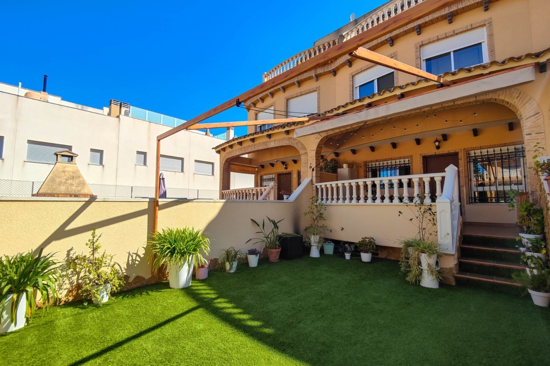 Herverkoop - Town House -
Guardamar del Segura - Costa Blanca